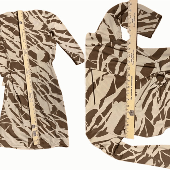 New York & Company Size XS Womens Dress Brown Beige Wrap Knee Length - Picture 6 of 7